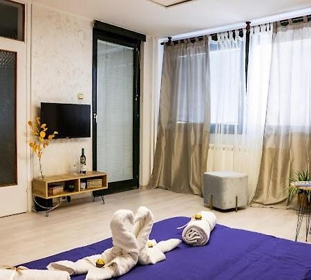 Center Cozy Apartment Subotica Esterno foto